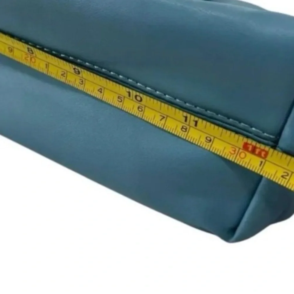 NWT Badgley Mischka Blue Dumpling Clutch - Picture 12 of 14